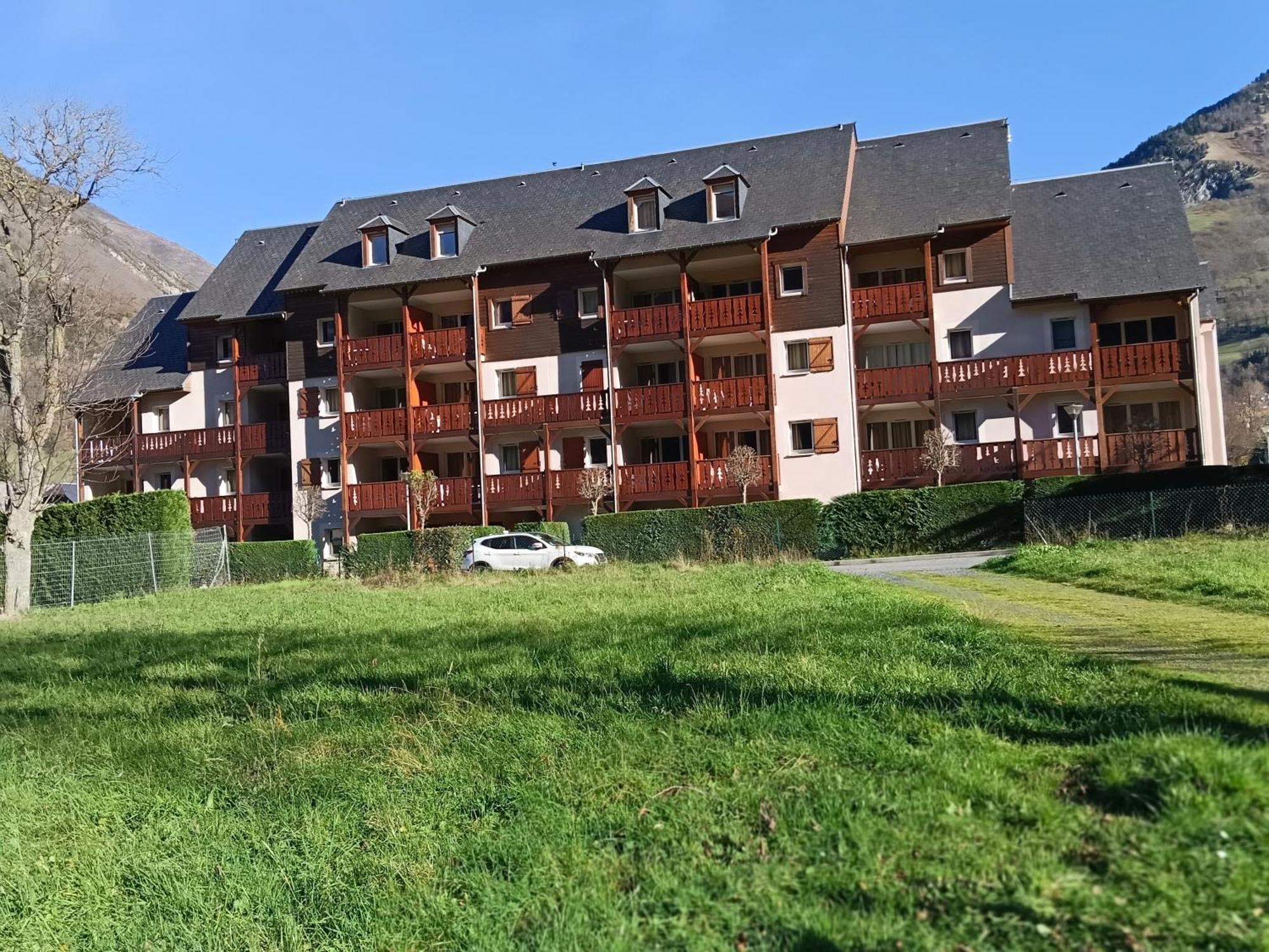 Appartement Luzval Duplex Avec Balcon à Luz-Saint-Sauveur Extérieur photo